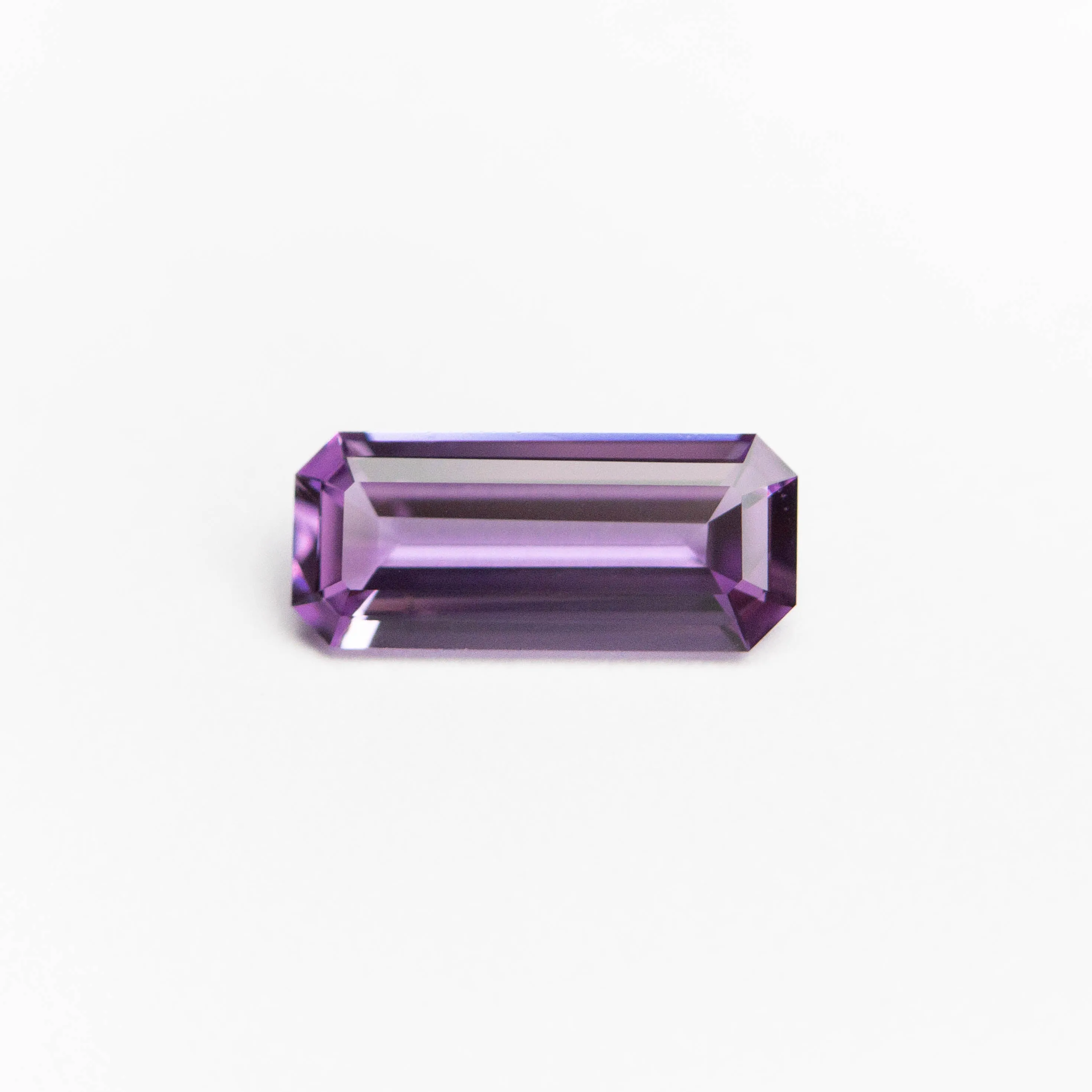 0.47ct 7.48x3.21x1.78mm Cut Corner Rectangle Baguette Step Cut Sapphire 23159-01