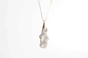 18 14k Yellow Gold Kabana Mother of Pearl Diamond Pendant Necklace (6.7g.)