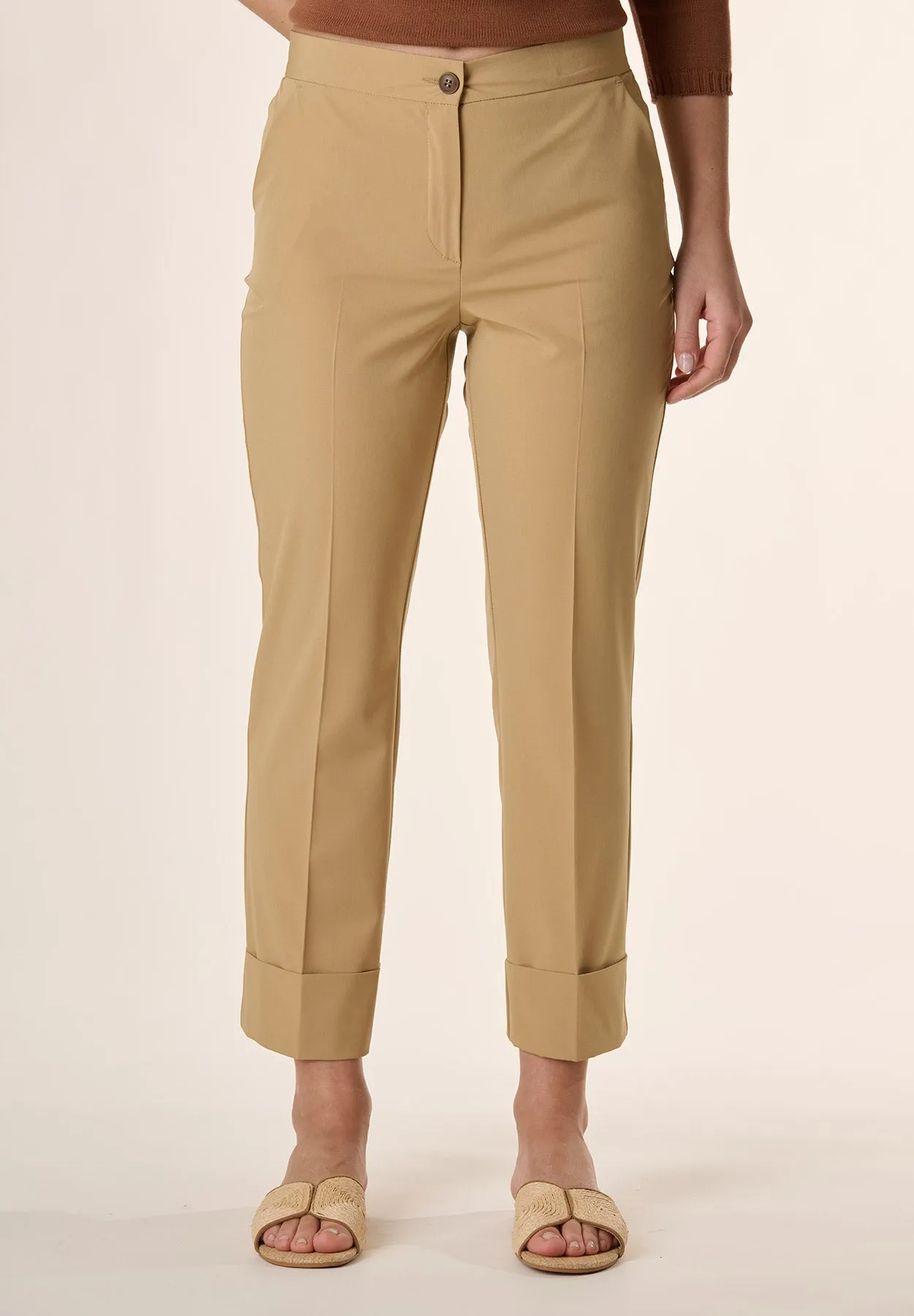 Pantalone cammello con risvolto