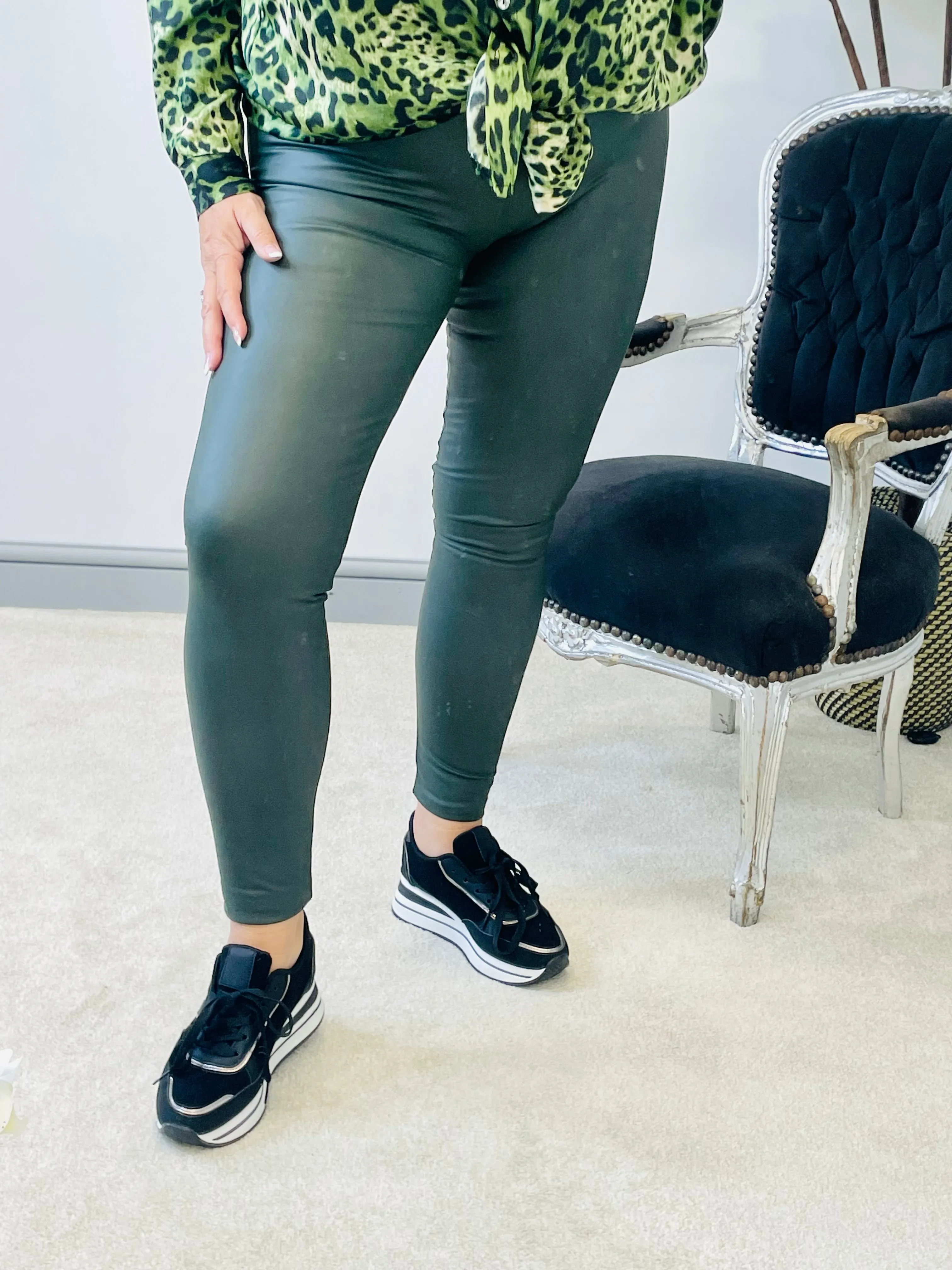 The DISCO khaki pu leggings