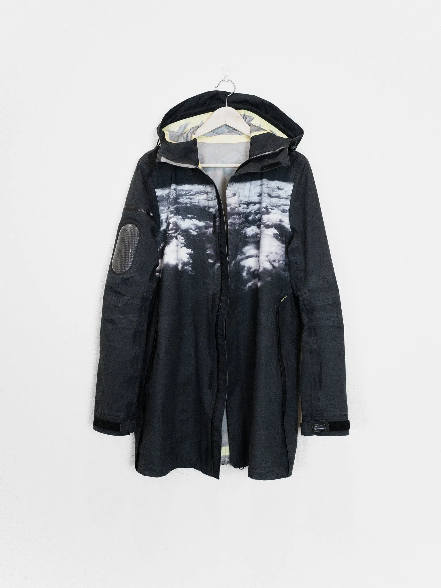 Undercover SS09 Clouds Gore-Tex Parka