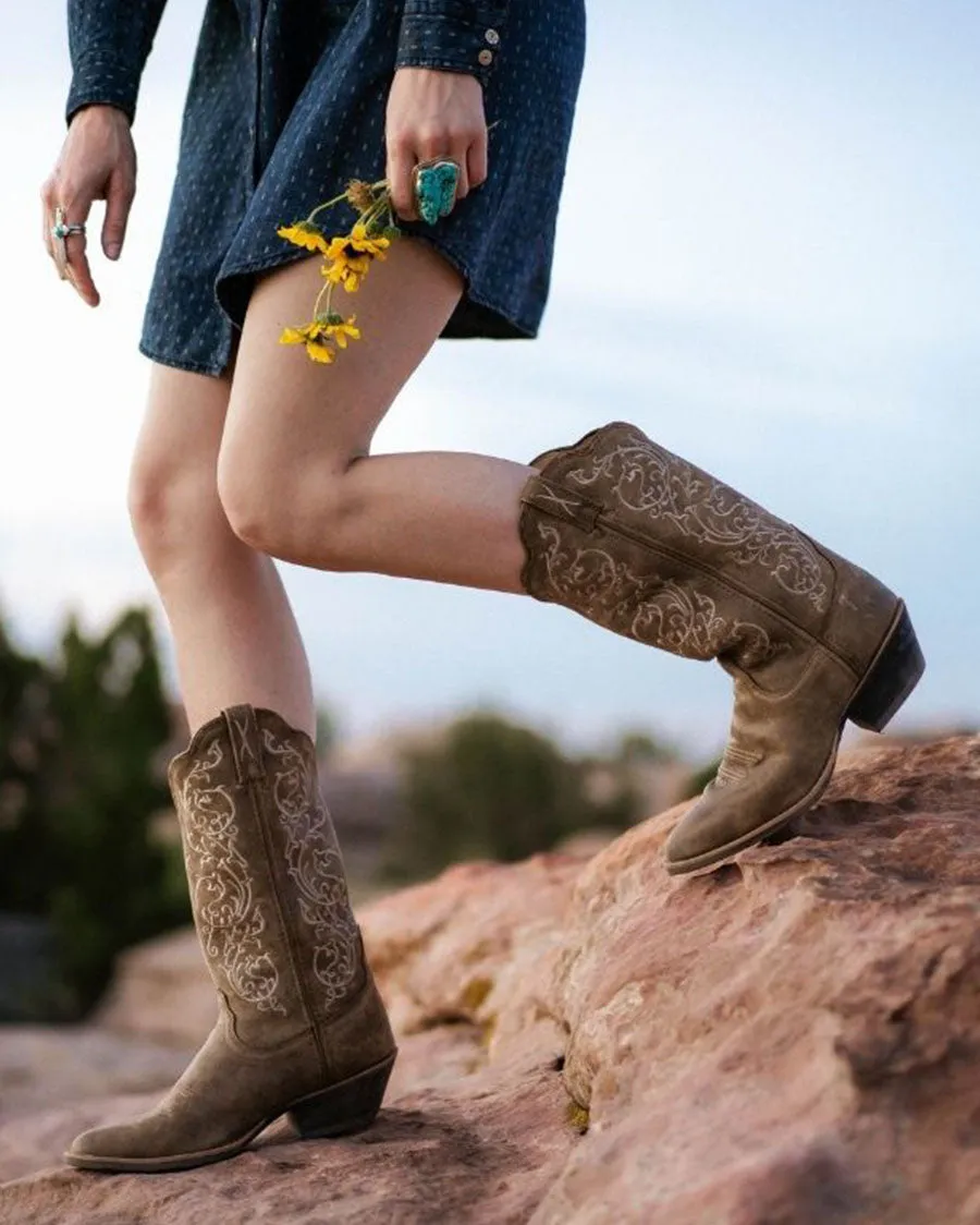 Women's Embroidered 12 Western Boots